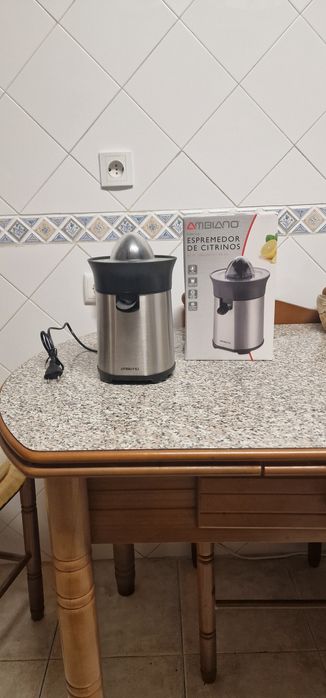 Espremedor de citrinos