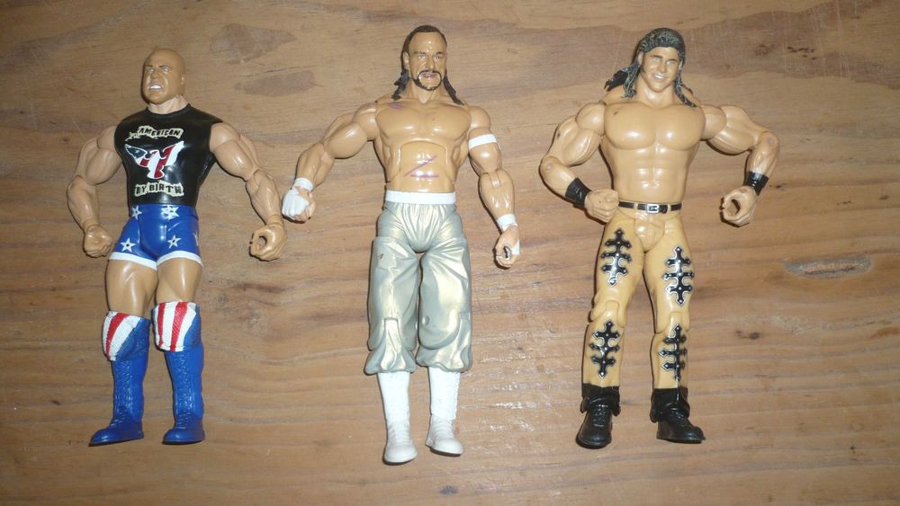 Action Figures WWE + Máscara de lutador
