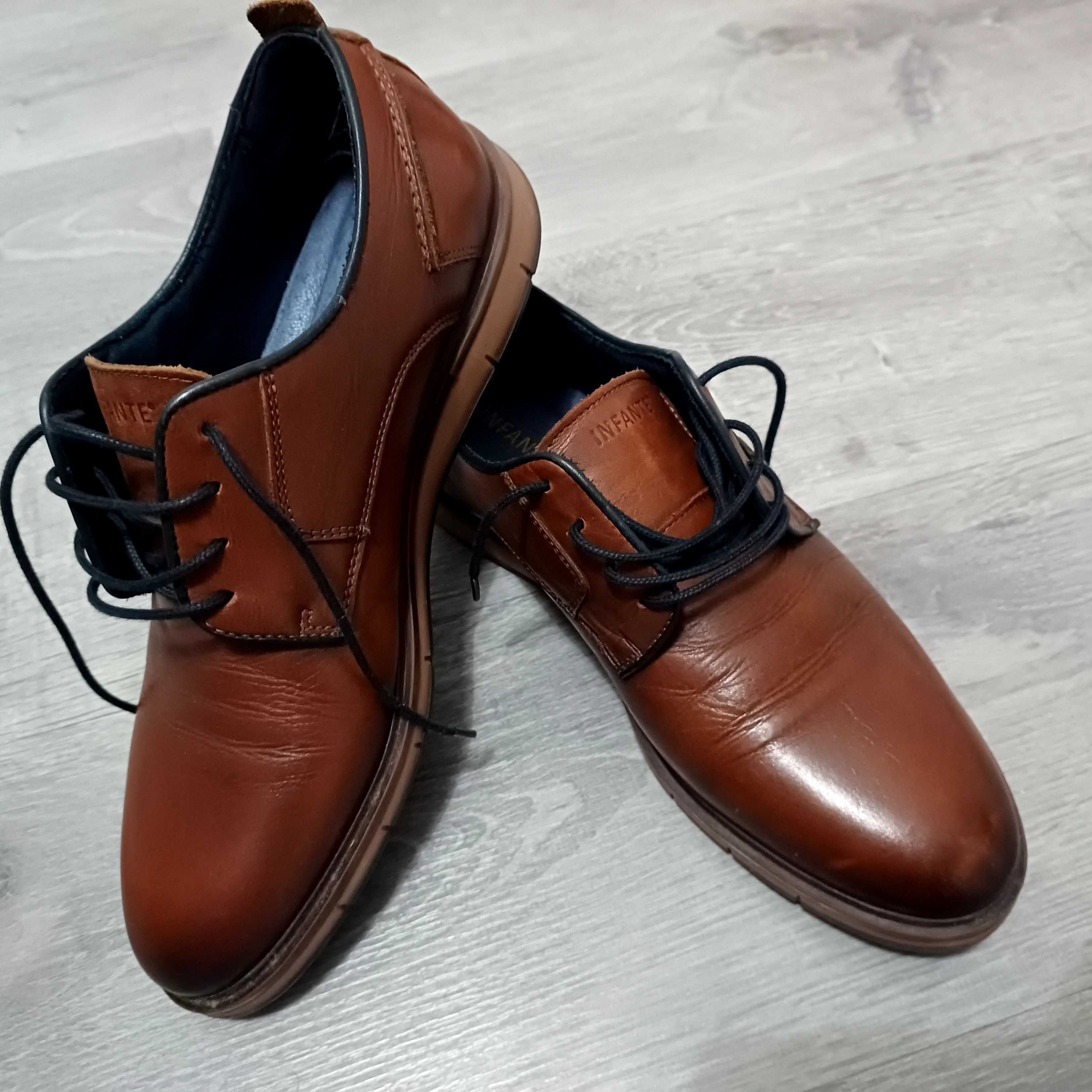 Sapatos Homem Cal ado Guimar es 42 Costa Da Caparica OLX Portugal