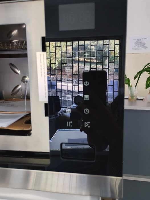 Microondas de encastrar NoVo. 25 litros