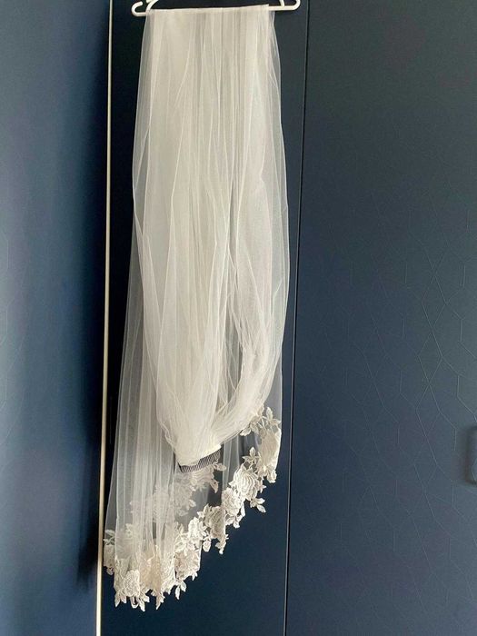 Welon ślubny długi