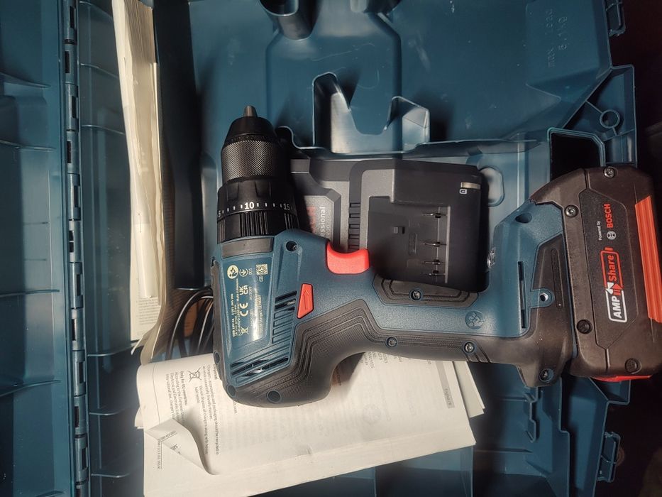 Wkrętarka Bosch GSB 18V-55 + Aku 4.0Ah