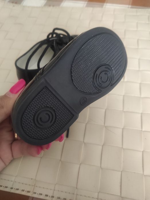 Sapato bebe verniz azul marinho