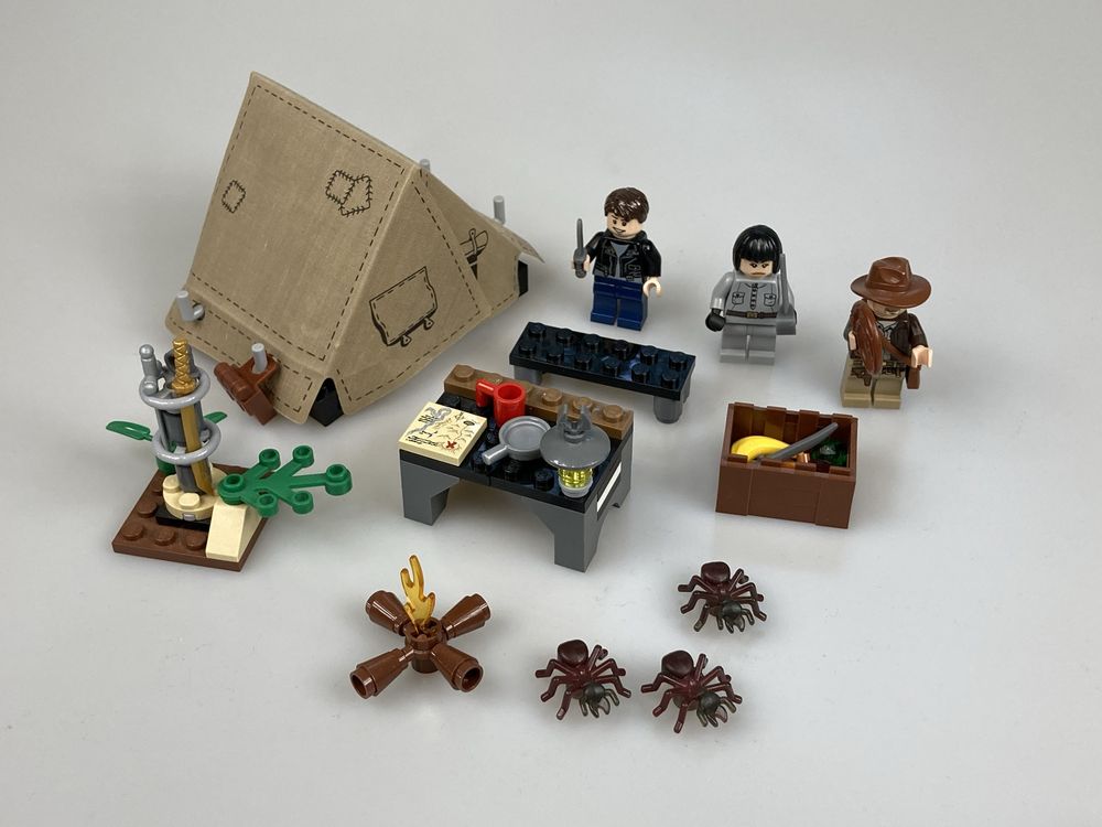 Lego Indiana Jones zestaw 7624 Pojedynek w d unglii Grodzisk Mazowiecki OLX.pl