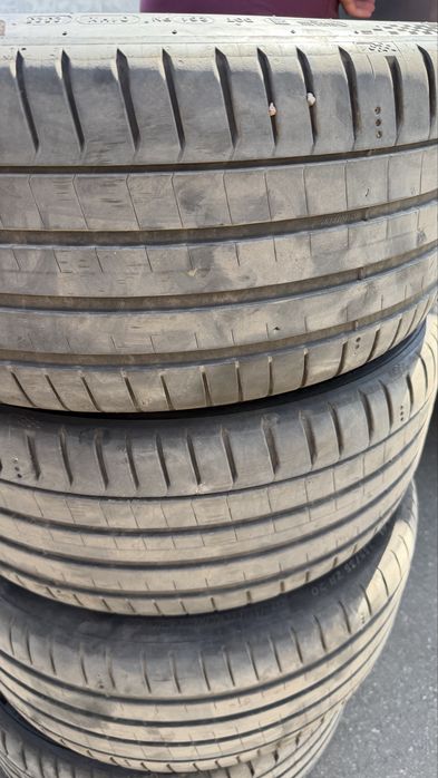 Michelin pilot Sport 5 255 35 20