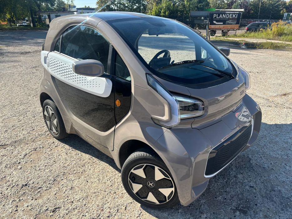 Mały i elektryczny micro Xev Yoyo