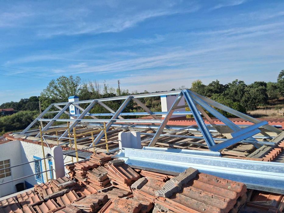 Instalação de Telhado Sandwich