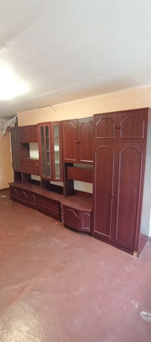 Продам большую стенку для зала/гостиной