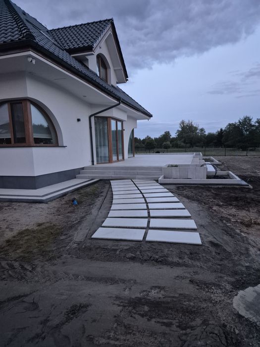 Układanie kostki Brukowej