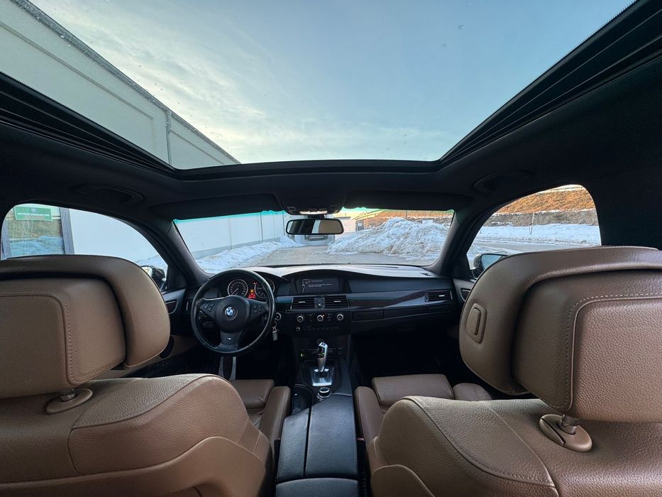 BMW E61 520D 177KM Automat M-PAKIET LIFTING Skóra Panorama Xenon