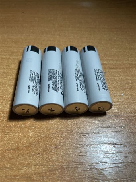 Panasonic 3200 mAh. 10 A. 18650.