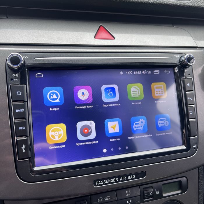 Магнітола 8 дюймів 4/64 з Carplay та Android Auto для Vw/Skoda/Seat/Volkswagen