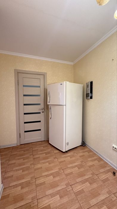Довгострокова оренда в центрі міста 1,5к . Новобудова . інд. Опалення