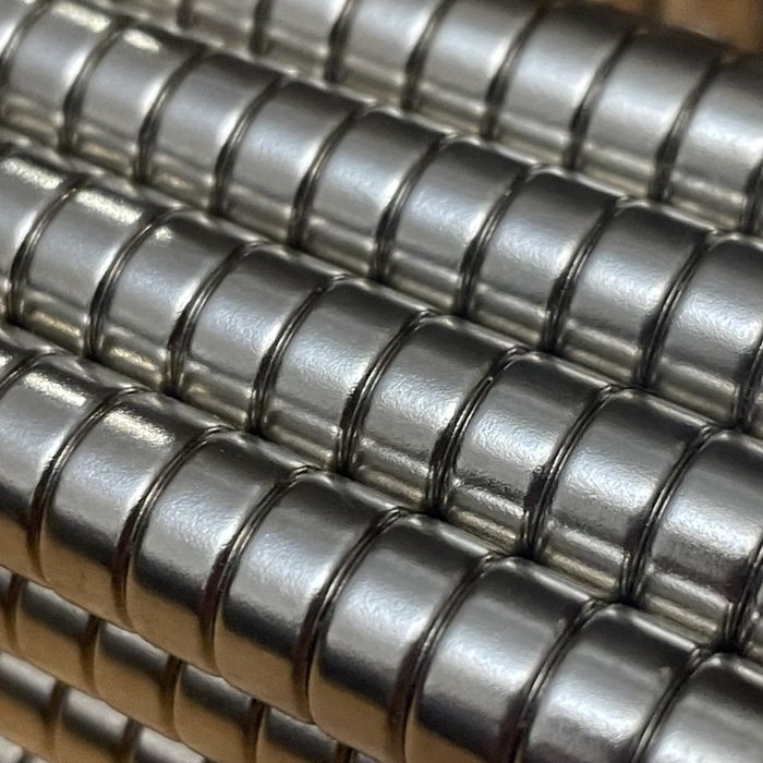 Магнит неодимовый 10х5мм.