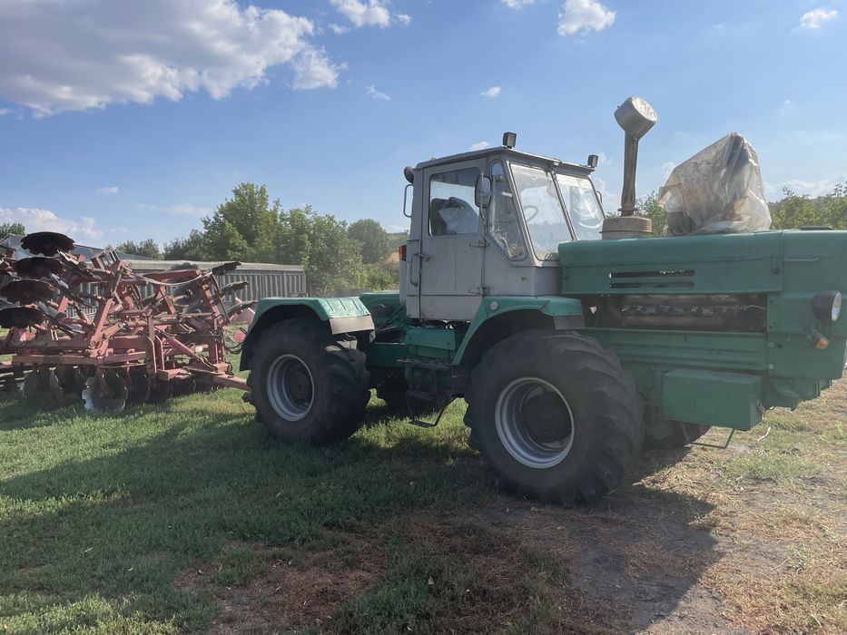 Продам Трактор т150