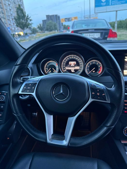 Mercedes-Benz  C250 AMG Pack 1.8