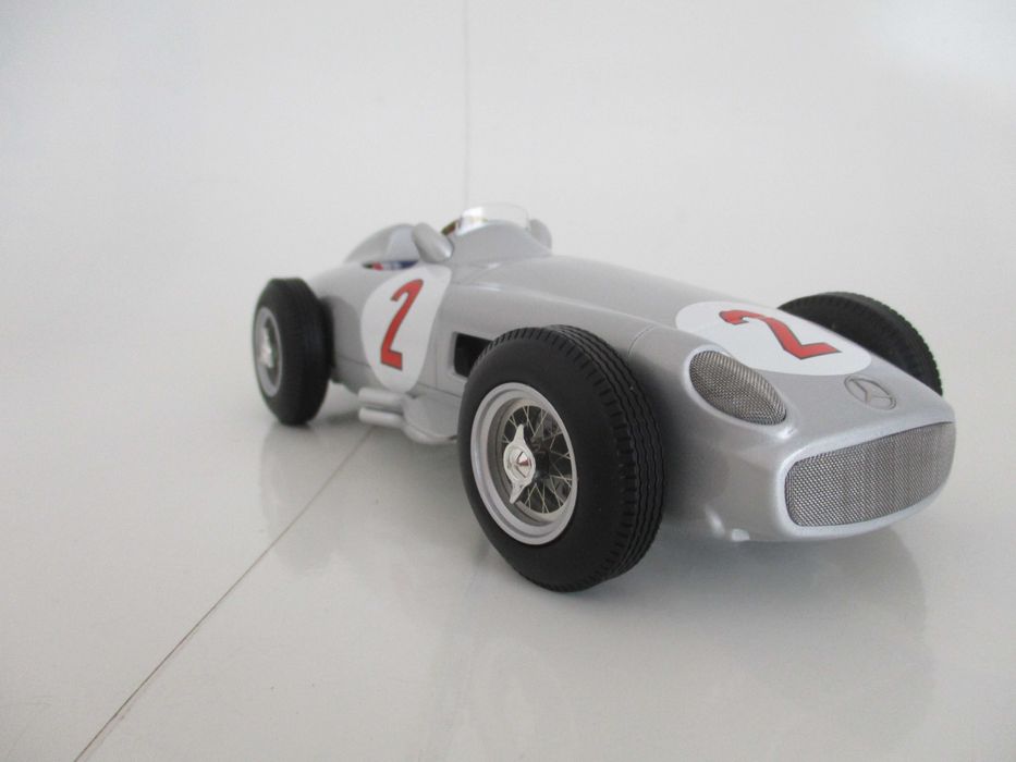 Miniatura MERCEDES-BENZ W196 
Formula  1