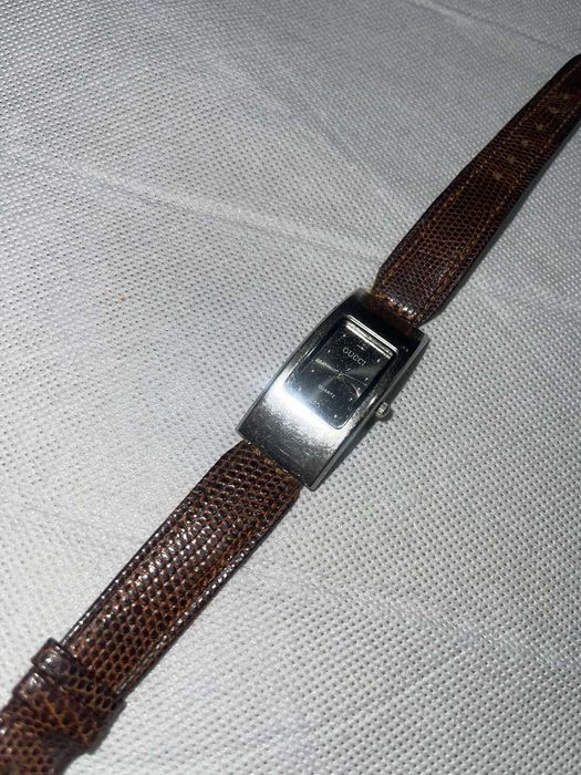 Часы Gucci кварцевые