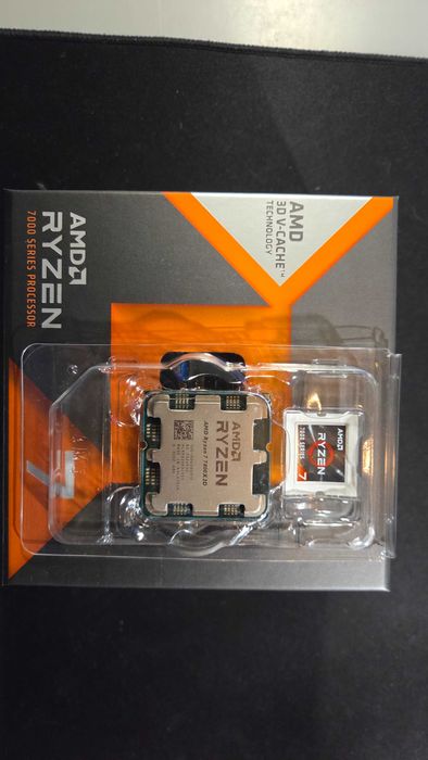 AMD Ryzen 7 7800X3D 4.2GHz BOX Gwarancja, Sklep Sferis. Stan idealny.