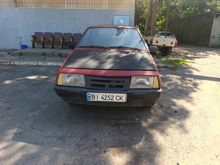 Продам червоний ваз 2108