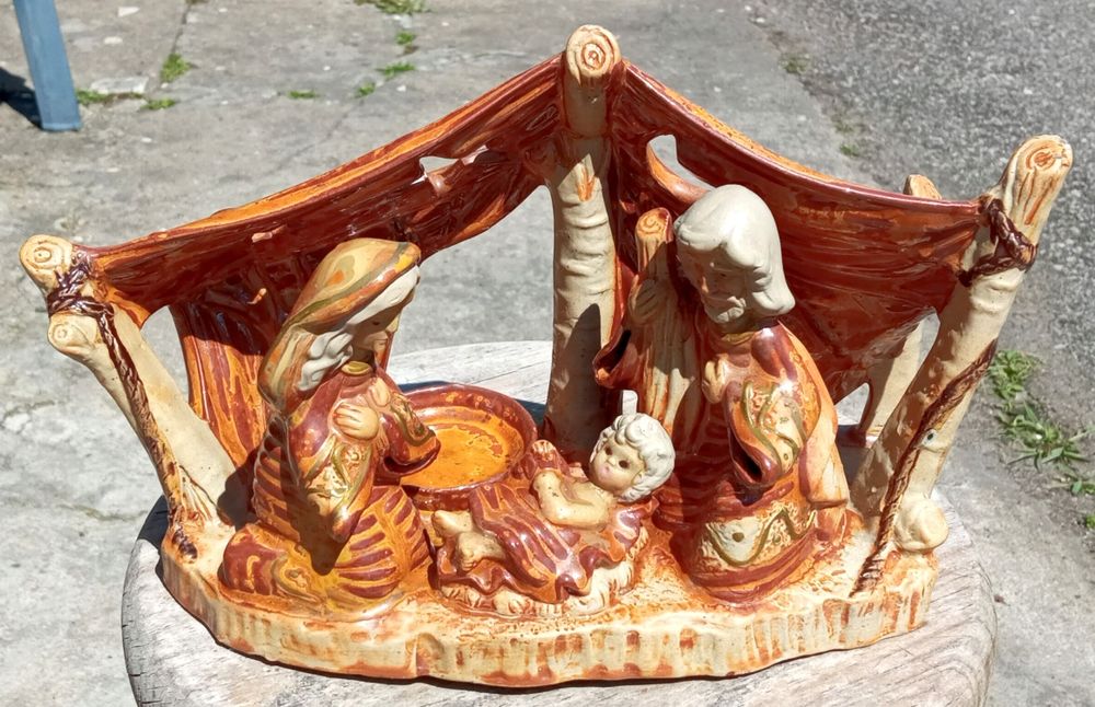 Presépio em cerâmica vidrada