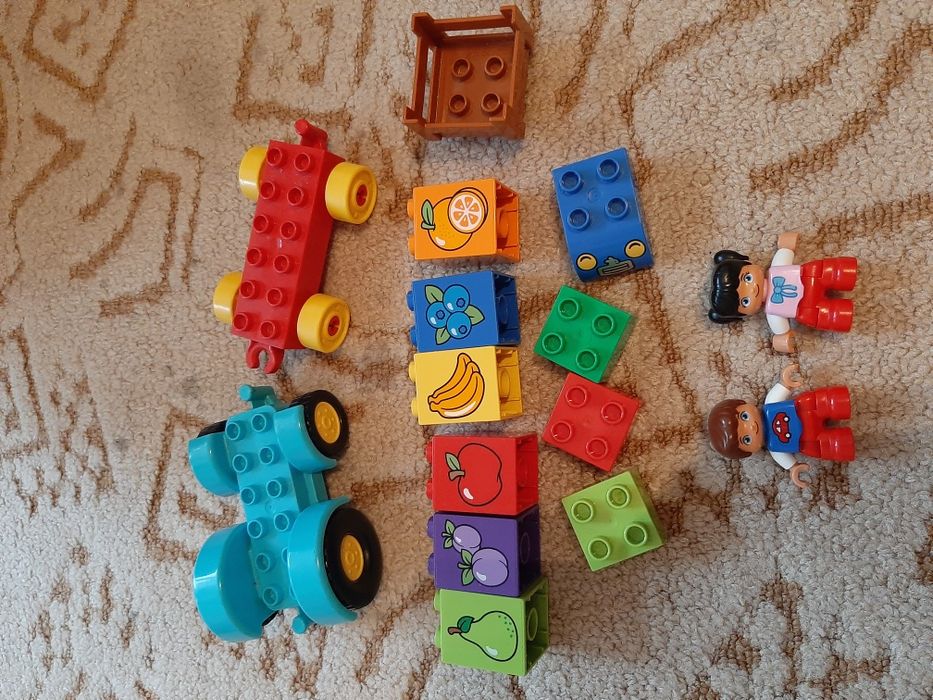 Лєго Дупло мій перший трактор