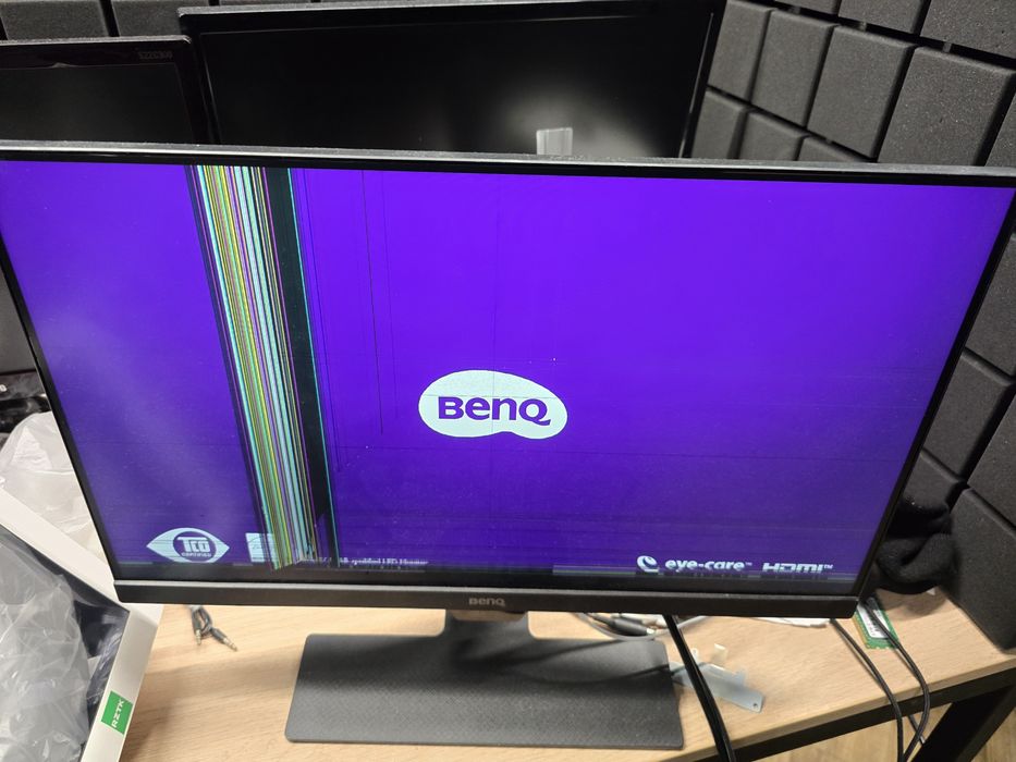 Монітор BENQ GW 2283 під відновлення або запчастини