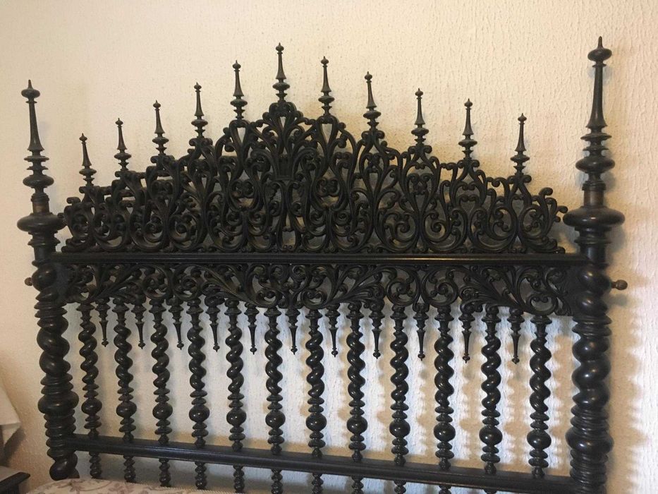 Cama de Casal de Bilros