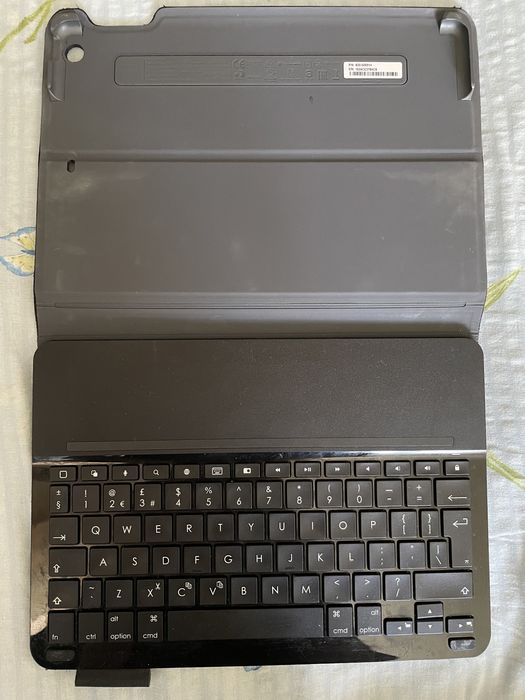 Клавиатурный чехол для ipad air