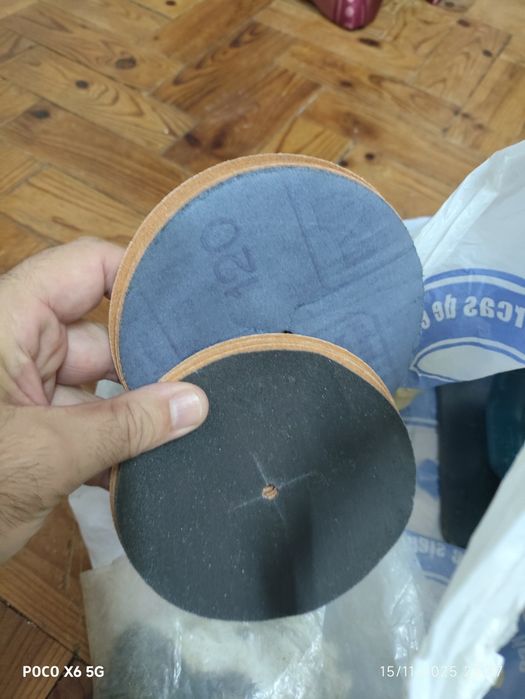 Lote de acessórios Black & Decker para máquina de corte e lixadeira