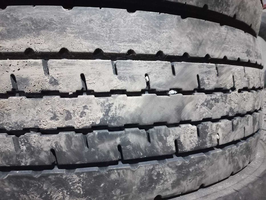 Шина 295/80 R22.5 скат резина вживана (ведуча вісь) БУ