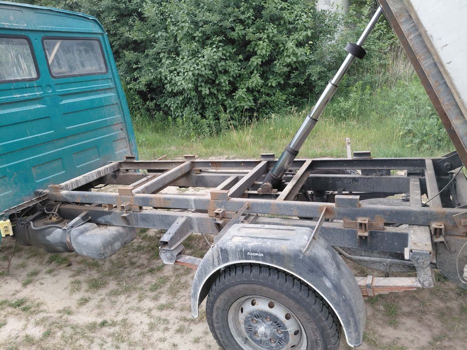 Wywrotka Daewoo 2000 rok