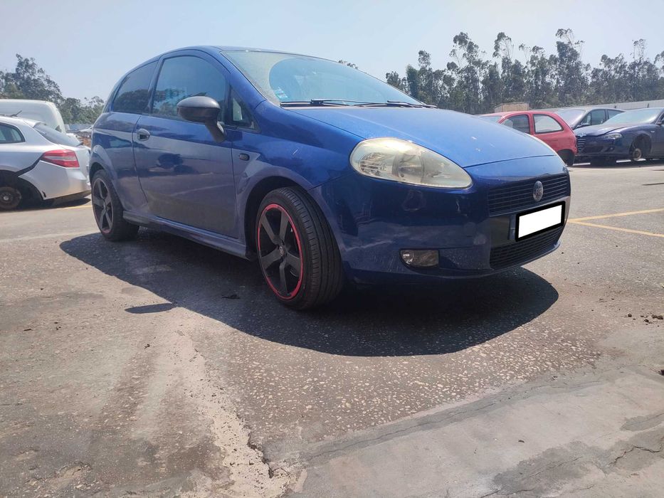 FIAT Grande Punto Hatchback (199) 1.3 D Multijet Diesel 90 cv / 66 kW 2005 - 2010 Para Peças