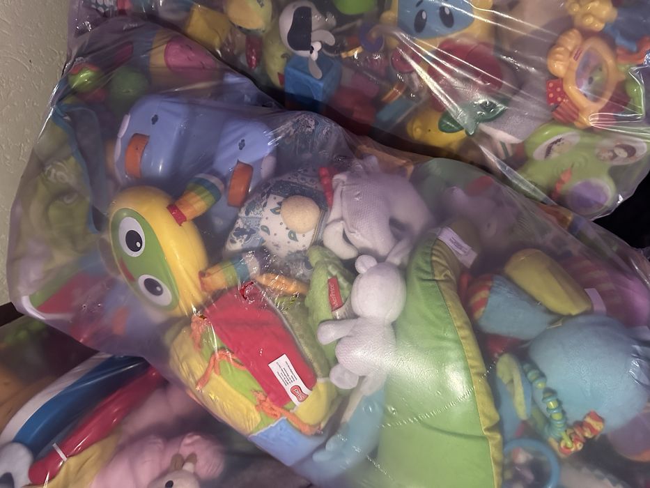 Zabawki dla dzieci 0-3 lat . Opis !