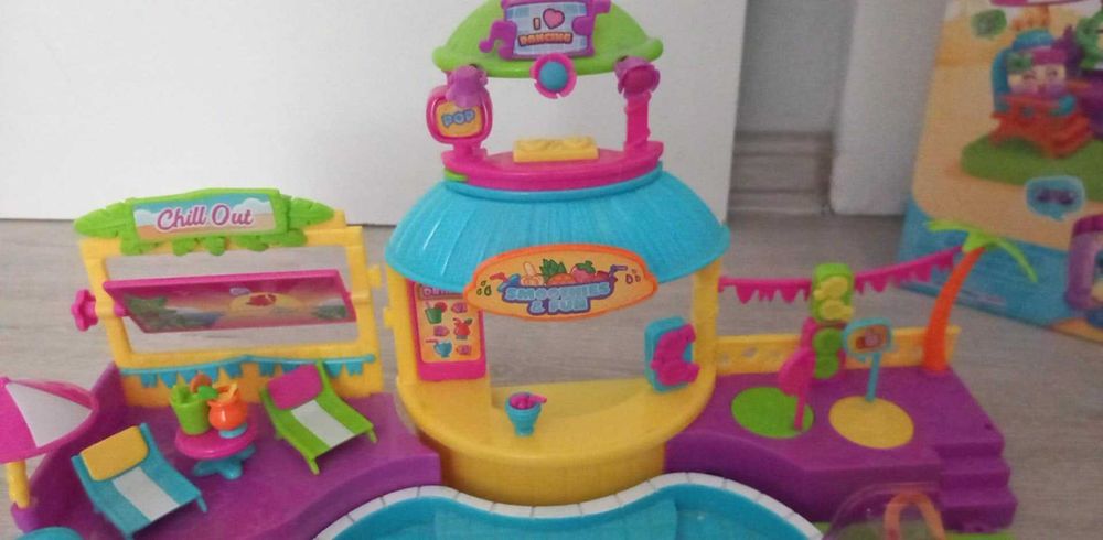 MojiPops pool party, przyjęcie na basenie