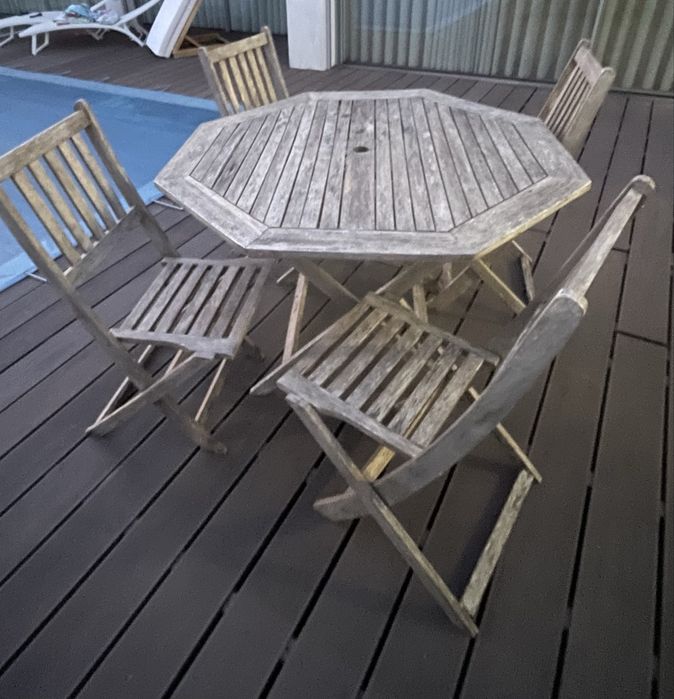 Mesa jardim e 4 cadeiras