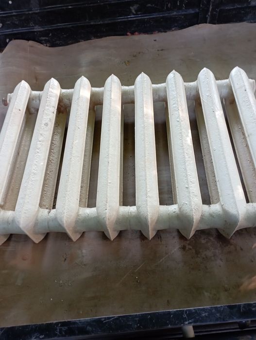 Батареї чавунні )))