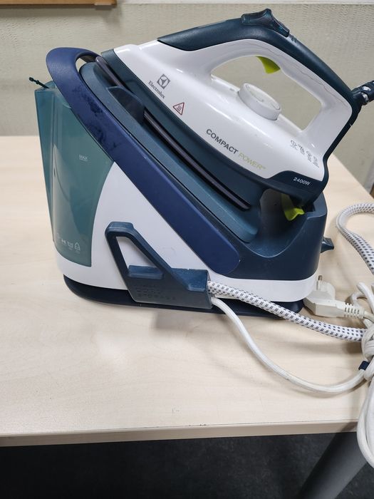 Парогенератор Electrolux EDBS7146GR