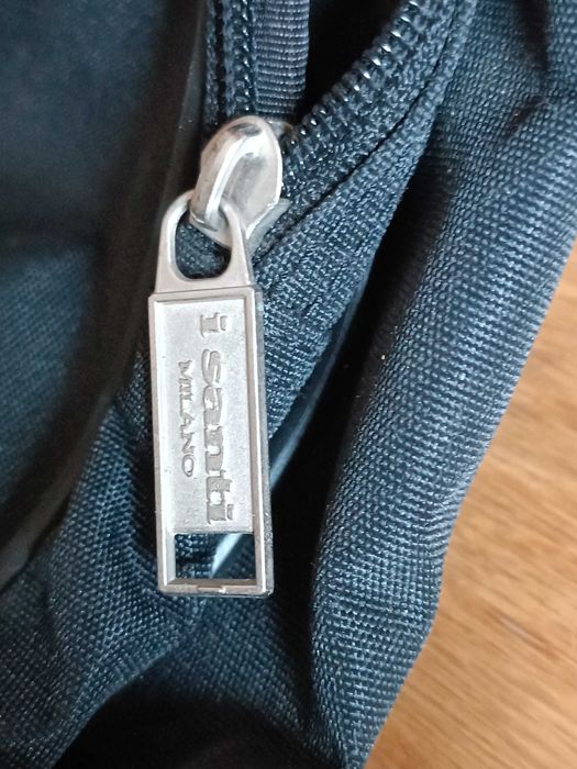 Saco porta fatos de mão ou tiracolo