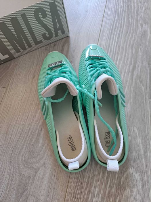 Мюлі бразильского бренду Melissa