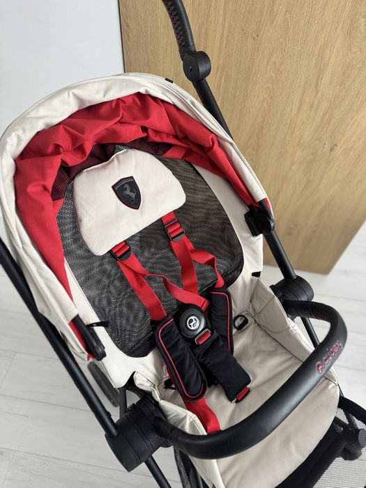 Wózek Cybex Mios Ferrari beżowo czerwony stan bdb