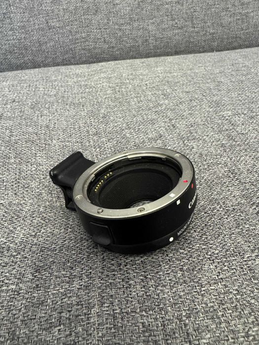 Oryginalny Adapter Canon EF-EOS M