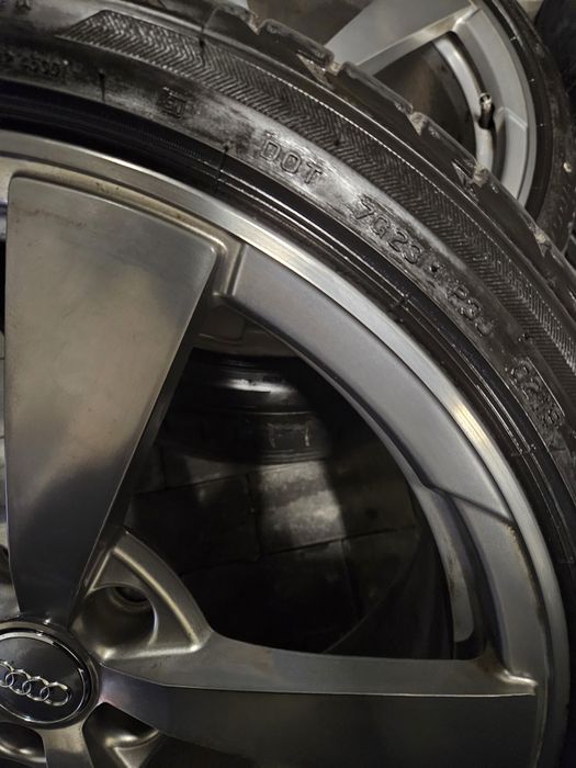 Alufelgi 19 Koła Audi TT 8S0 lato