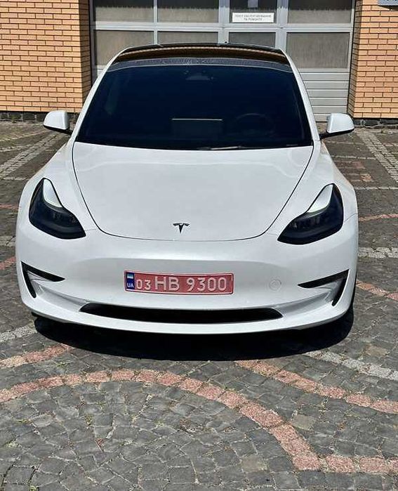 Tesla Model 3 Performanse 2022