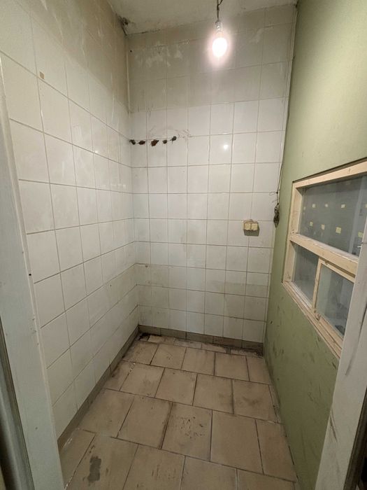 Hala na wynajem lub sprzedaż – Pisz