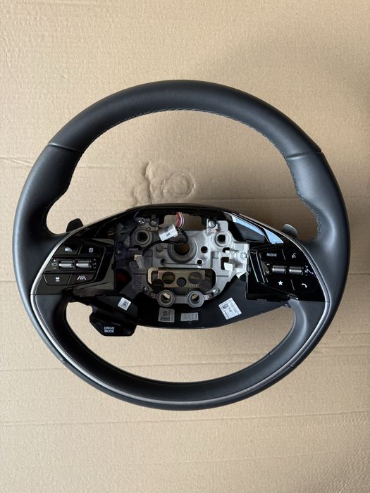 Руль Кермо Audi Tesla Kia  Ford  Honda Chevrolet Volvo Hyundai Cadillac.
