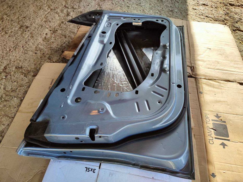 Дверь левая передняя VW CC 08-12 передня ліва дверка СС