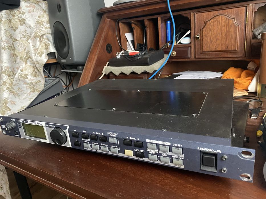 Yamaha motif es sintetizador rack