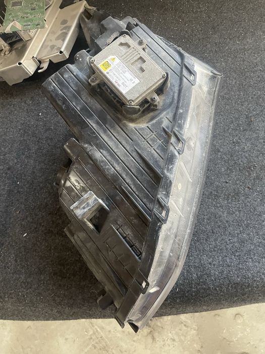 Фара правая Hyundai Santa Fe 3