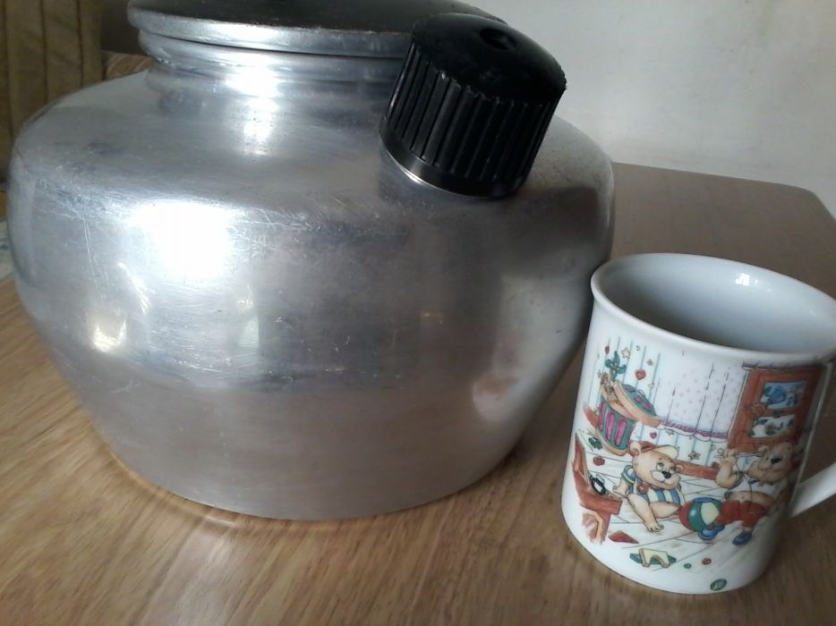 Large Kettle438837629179013121